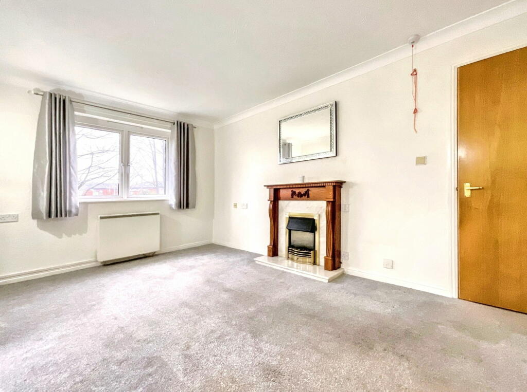 Chase Close, Birkdale, Southport, PR8 2DX - View 4