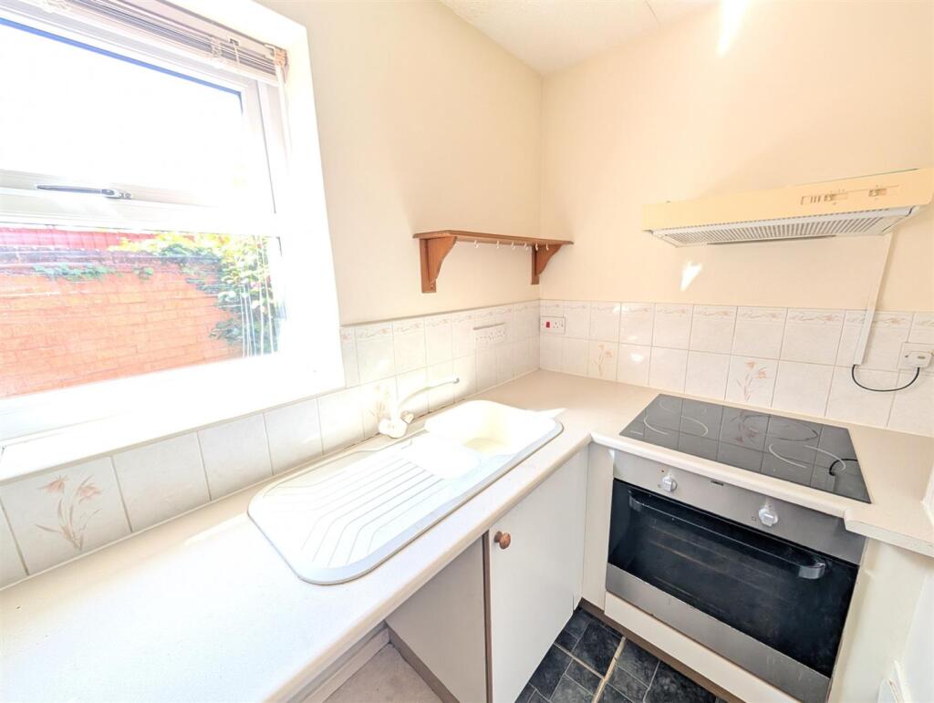 Ferndale Court, Coleshill photo 4