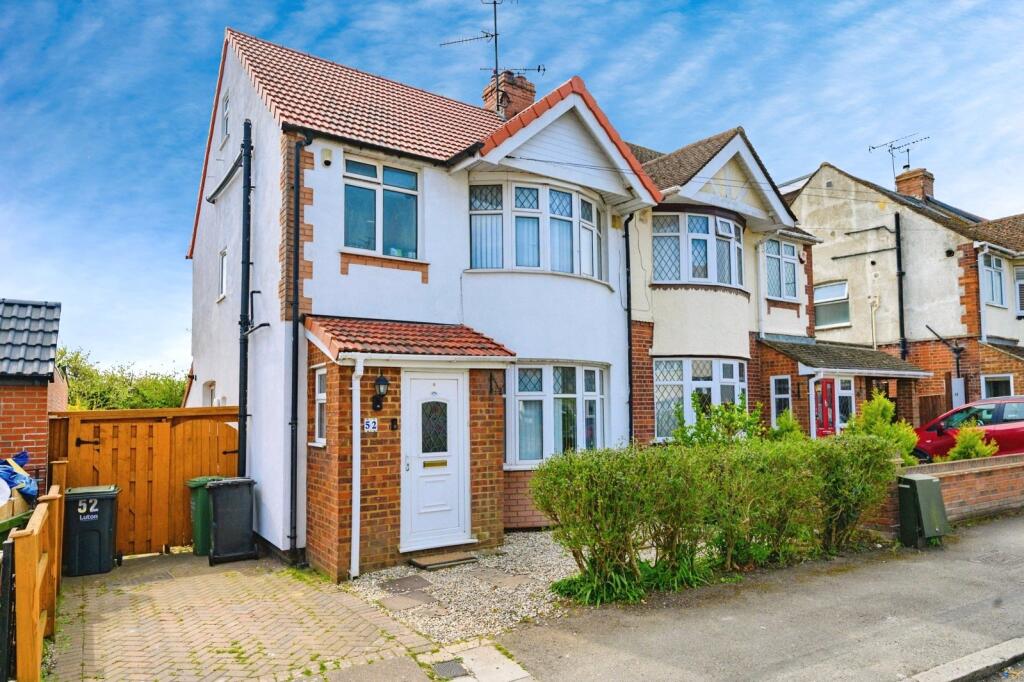 Main image of property: Grosvenor Road, Luton, Bedfordshire, LU3
