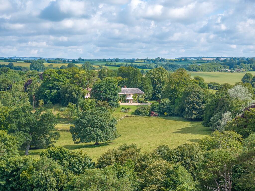 Additional image 9 of Coombe Hill, Bruton, Somerset, BA10