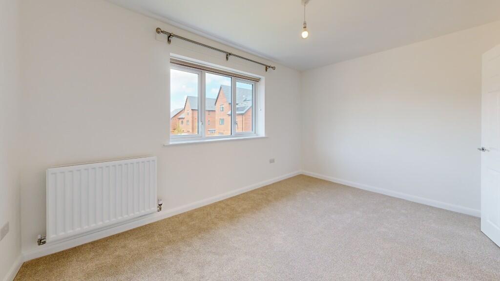 House in Luton - View 4