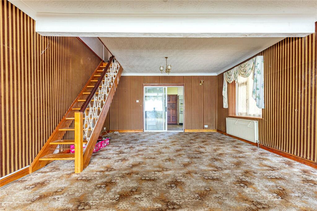 Main image of property: Downend Road, Fishponds, Bristol, Somerset, BS16