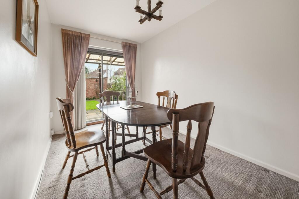 House in Worcester - View 4