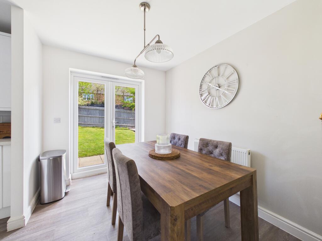 Skitteridge Wood Road, Langley Country Park photo 4