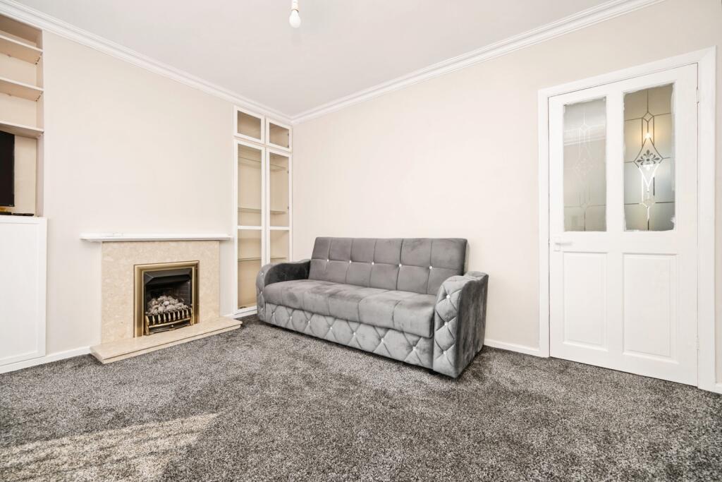 House in Sandwell, West Midlands - View 2