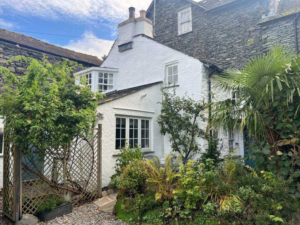 Main image of property: North Syke North Road Ambleside LA22 9DT