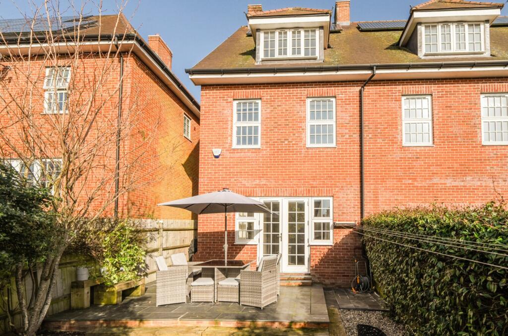 House in London, Former Barnet Hospital Buildings, High Barnet - View 5