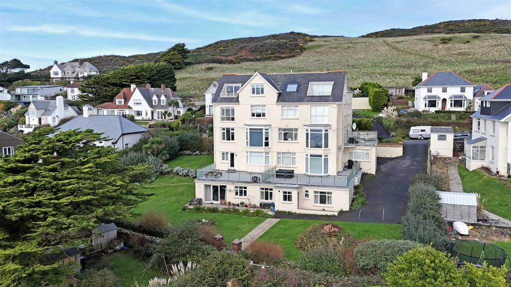 2-bed apartment on Sunnyside Road, Woolacombe, £520,000