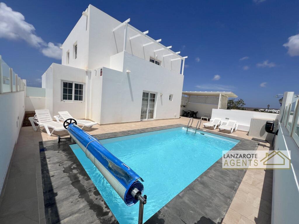 Main image of property: Canary Islands, Lanzarote, Playa Blanca