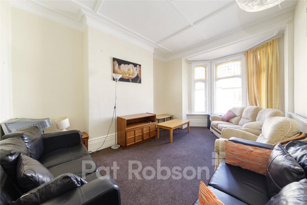 Apartment in Newcastle upon Tyne - View 2