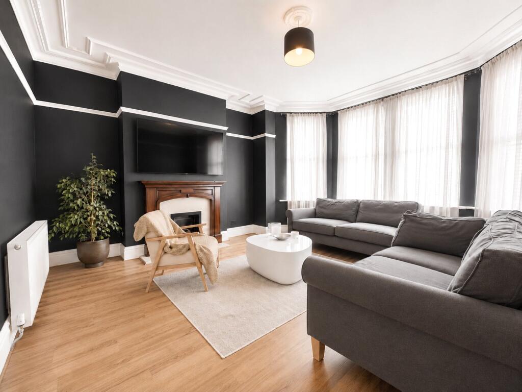 Manor Road, Hoylake, Wirral, Merseyside, CH47 photo 2