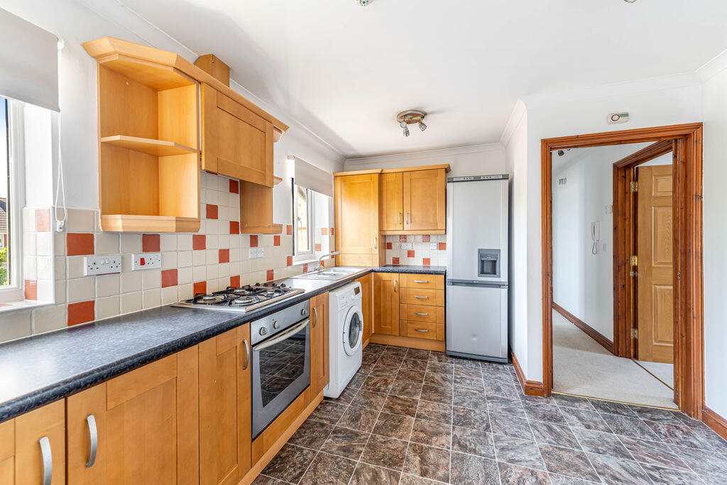 Market Avenue, St Georges - NO CHAIN - View 2