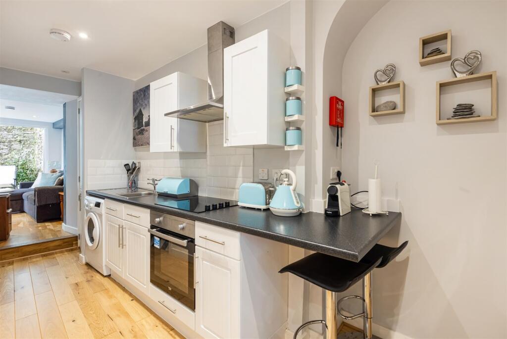 Apartment in Dartmouth - View 2