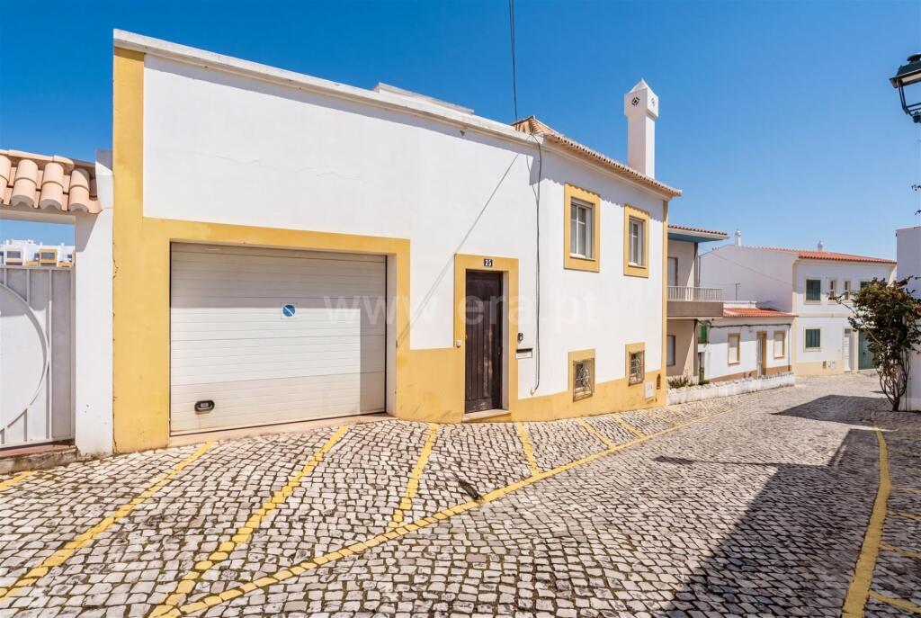 Main image of property: Algarve, Lagoa