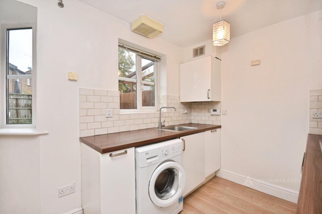 House in Hemel Hempstead, Coldharbour - View 5