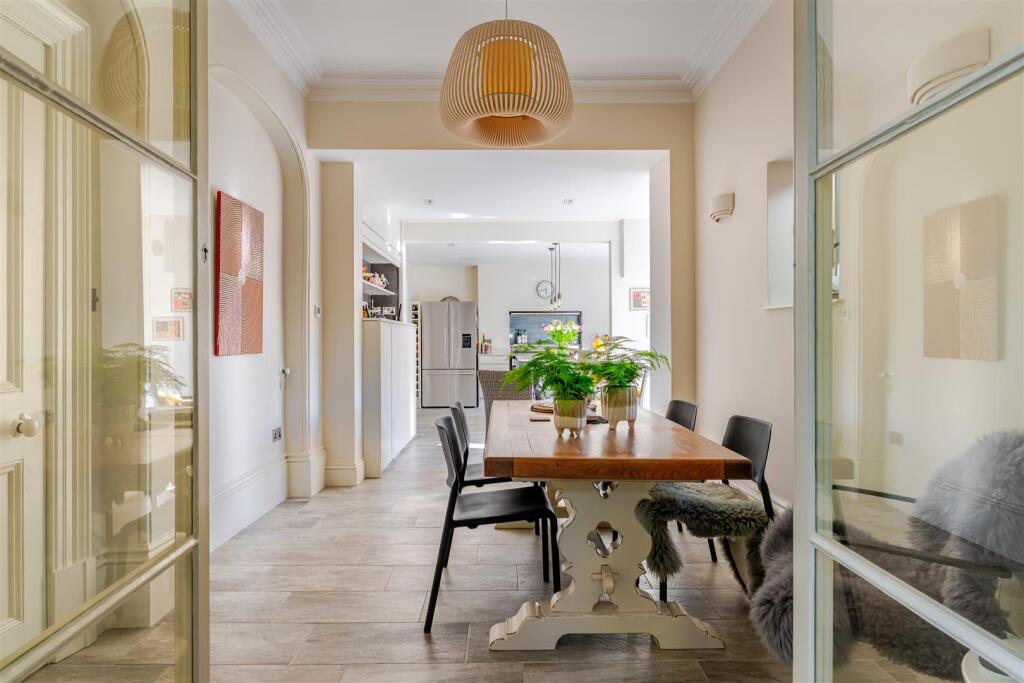 House in Bridport, Dorset - View 5