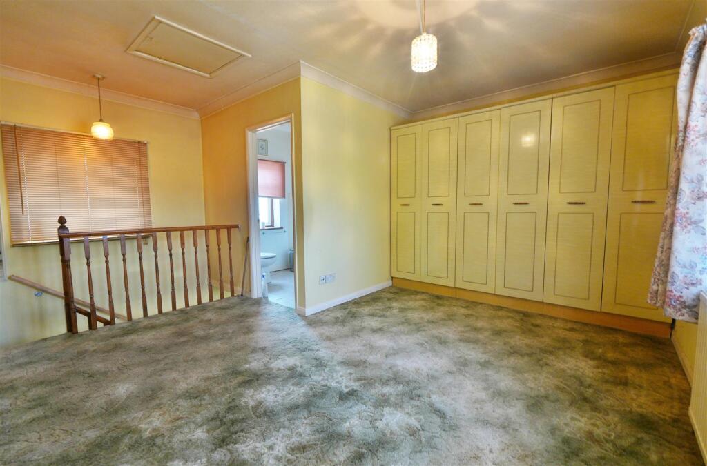 House in Eton Wick, Windsor and Maidenhead - View 2