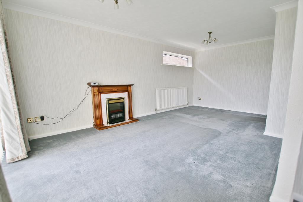 House in North East Derbyshire, Stubley, Dronfield - More