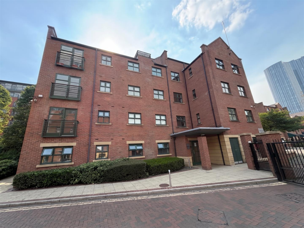 Main image of property: Slate Wharf, Manchester