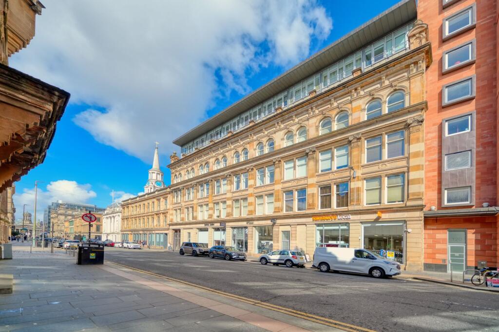 Main image of property: Ingram Street, Flat 2/4, City Centre, Glasgow, G1 1EJ