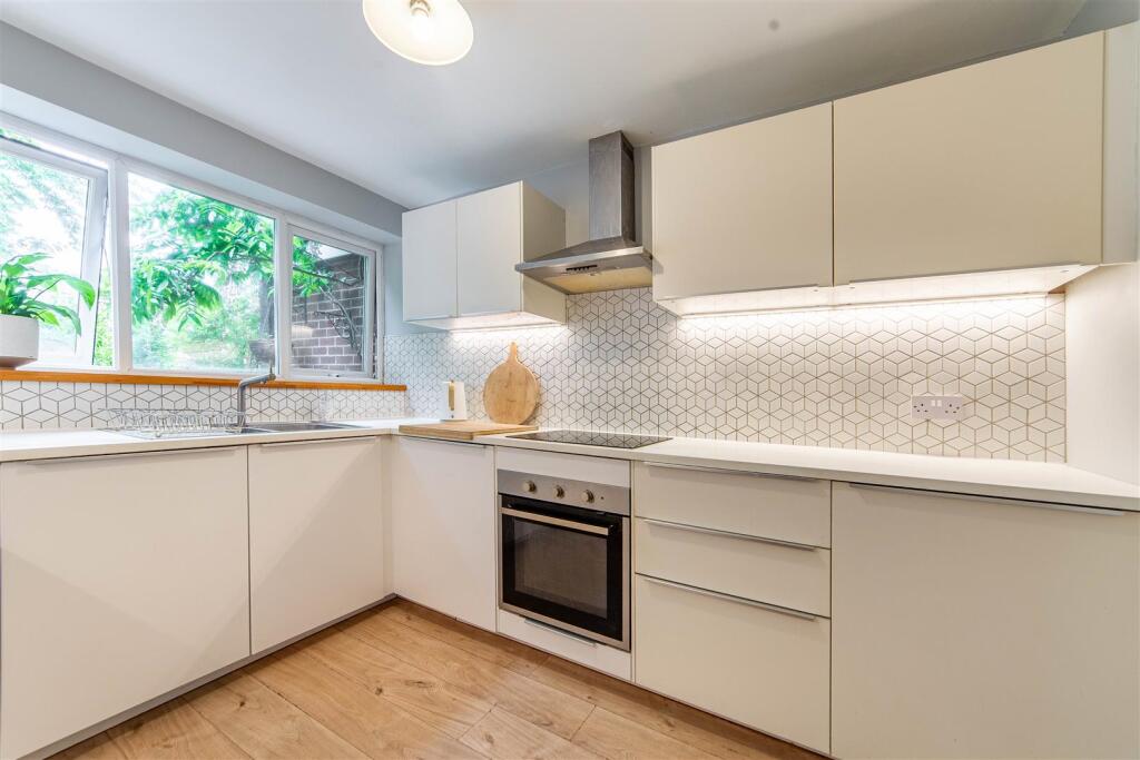House in Newcastle upon Tyne - View 4