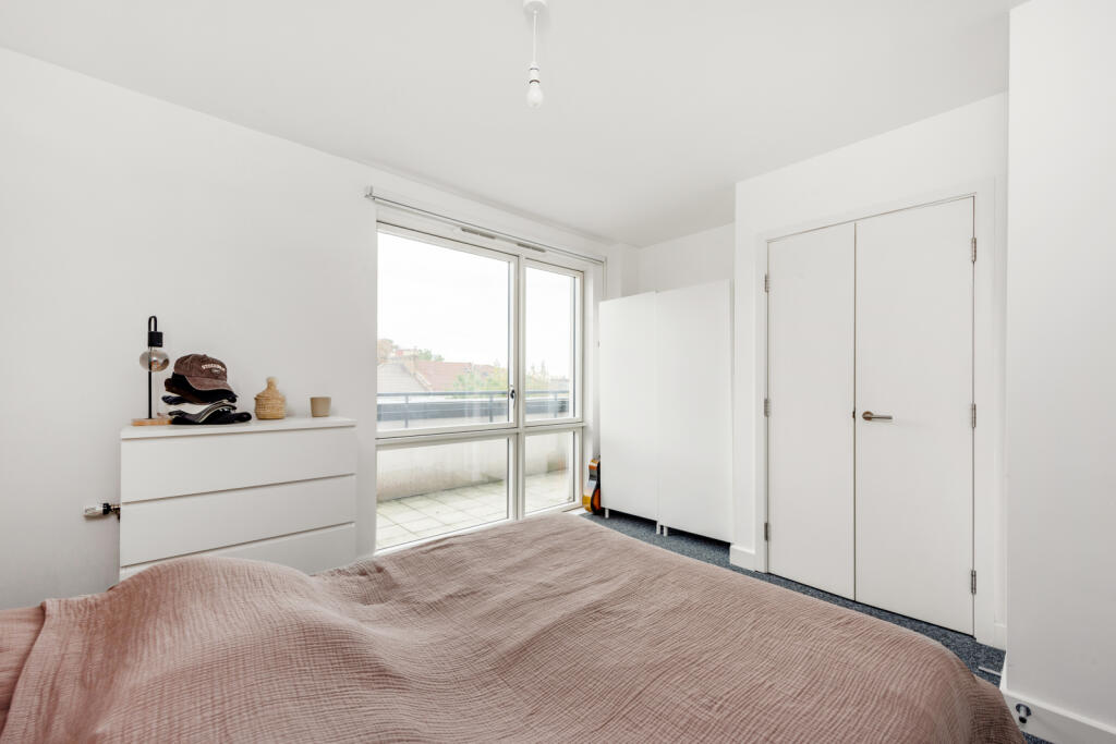 Apartment in London, New Southgate - More