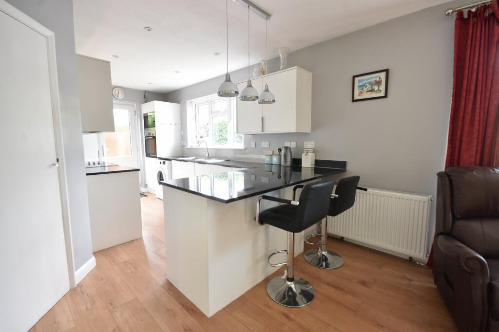 House in Tandridge, Outwood - View 4