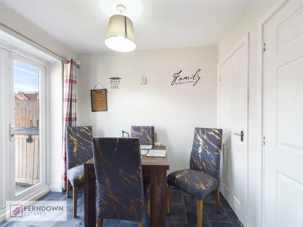 House in Solihull, Bickenhill and Marston Green - View 3