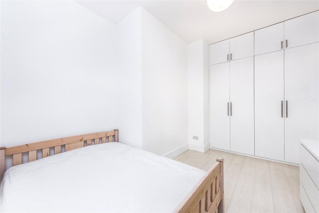 Apartment in London - View 4