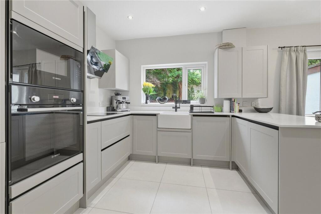 House in Burnley, Lancashire - View 2