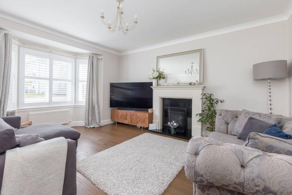 8 Retreat Crescent, Dunbar, EH42 1GW photo 2