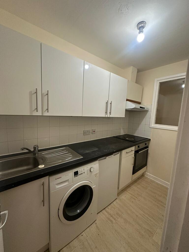 Main image of property: Alton Gardens, Luton