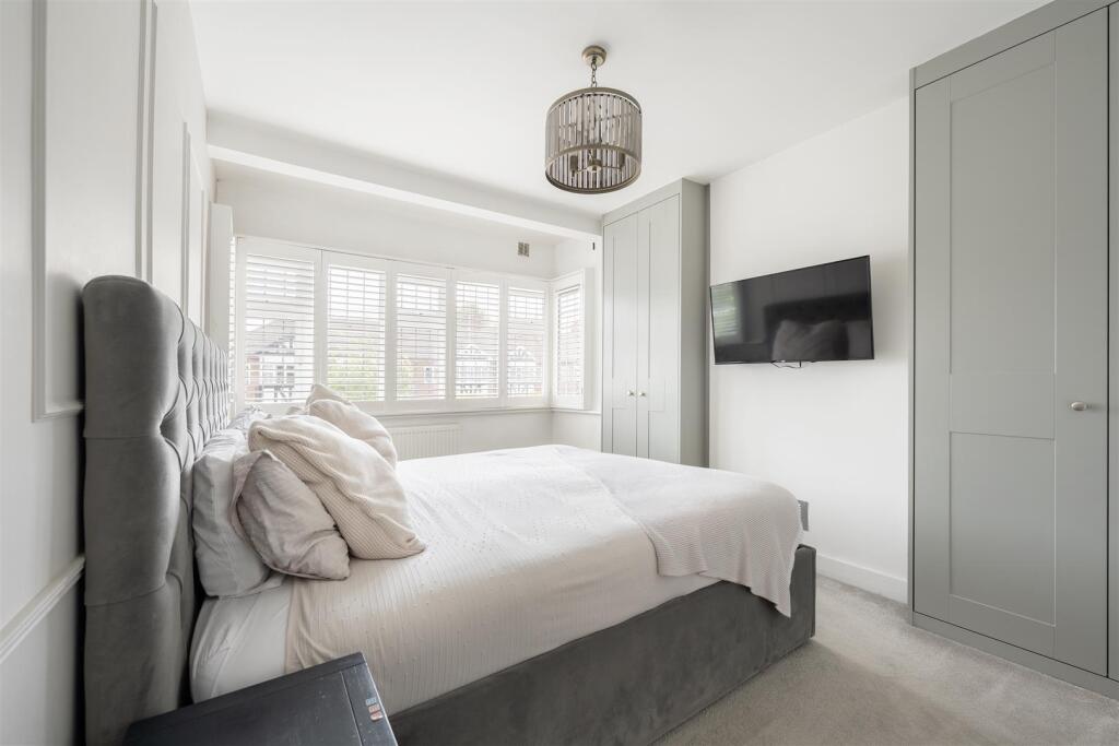 House in London - View 5