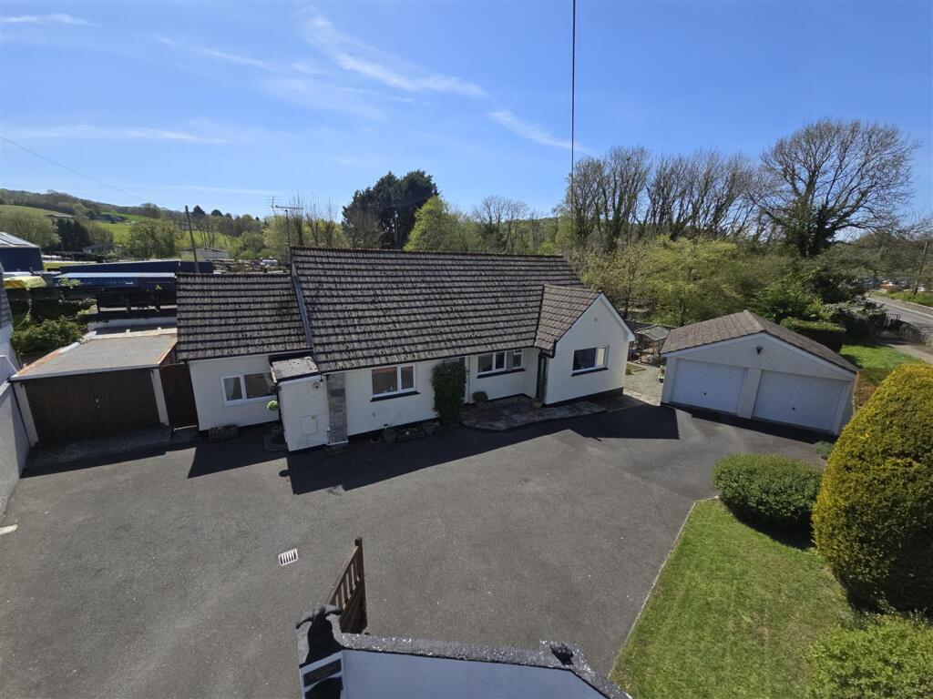 Main image of property: Tinhay, Lifton