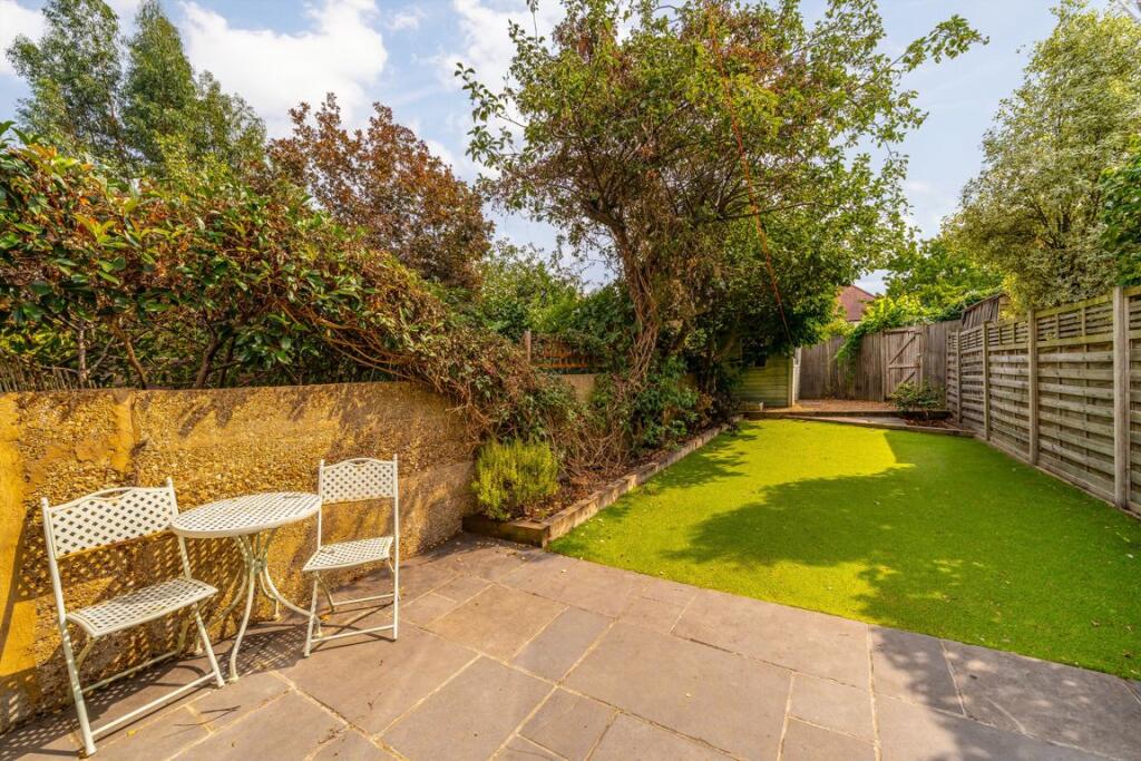 House in Twickenham - View 4