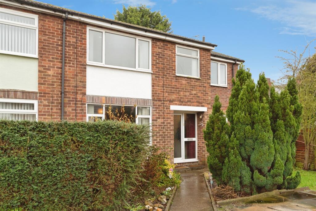 Main image of property: Lyndhurst Close, BEVERLEY