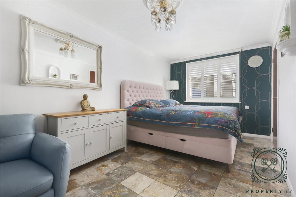 House in London - View 2