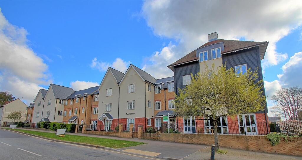 Ermine Court - Ware - Ground Floor - View 4