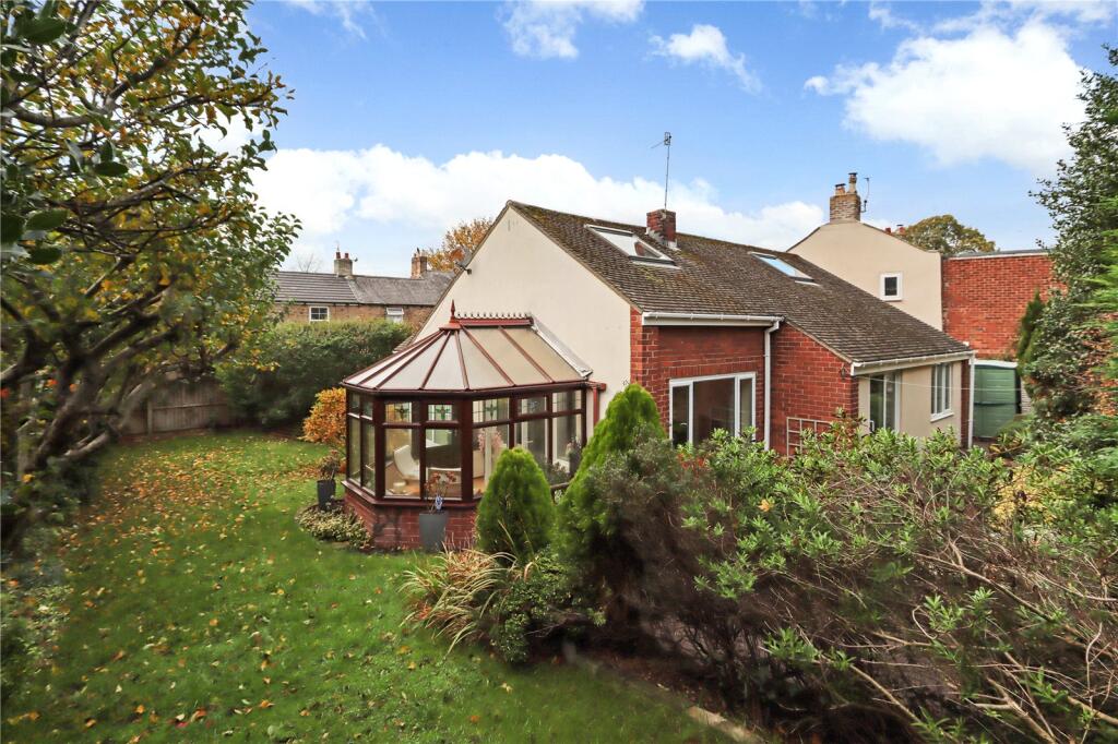 Broomfield Terrace, Crawcrook, Ryton, Tyne and Wear, NE40 photo 2