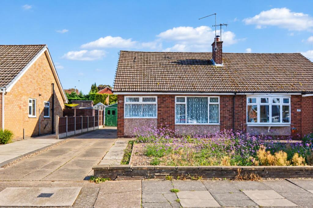 2-bed semi-detached on Mackinley Avenue, Stapleford, Nottingham, £180,000