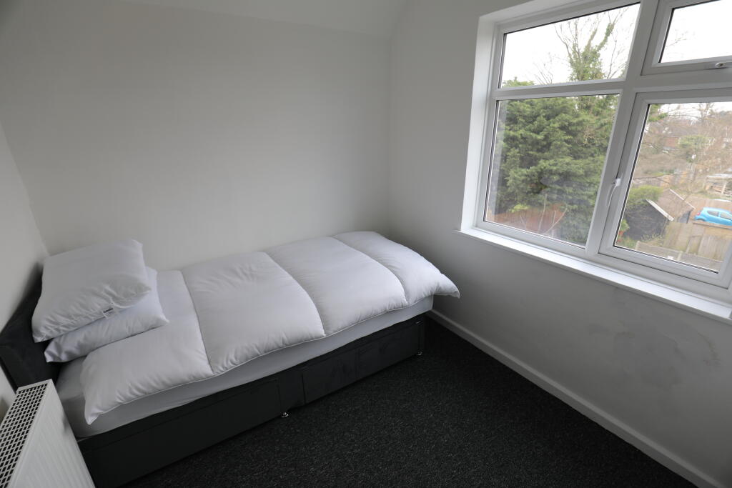 Main image of property: Main Road, Gidea Park, RM2