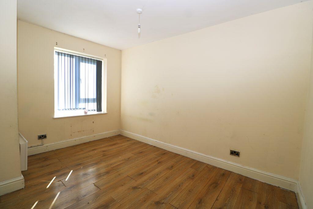 Apartment in Birmingham, Longbridge - View 5