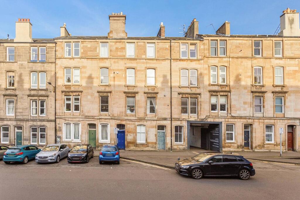 Main image of property: 81/6 Brunswick Street, Hillside, Edinburgh, EH7 5HS