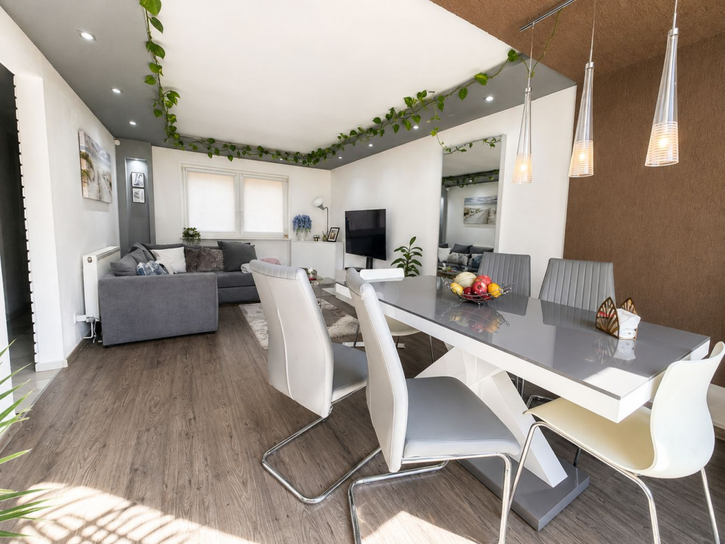 House in Northampton - View 4
