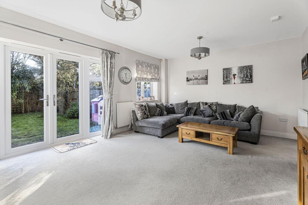 Additional image 5 of Mortimer Crescent, Kings Park, AL3