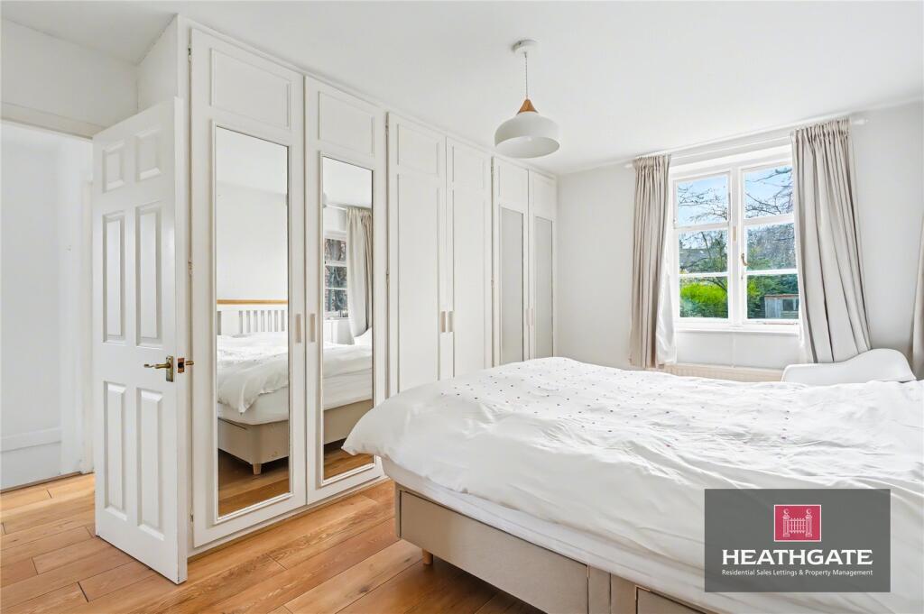 House in London - More