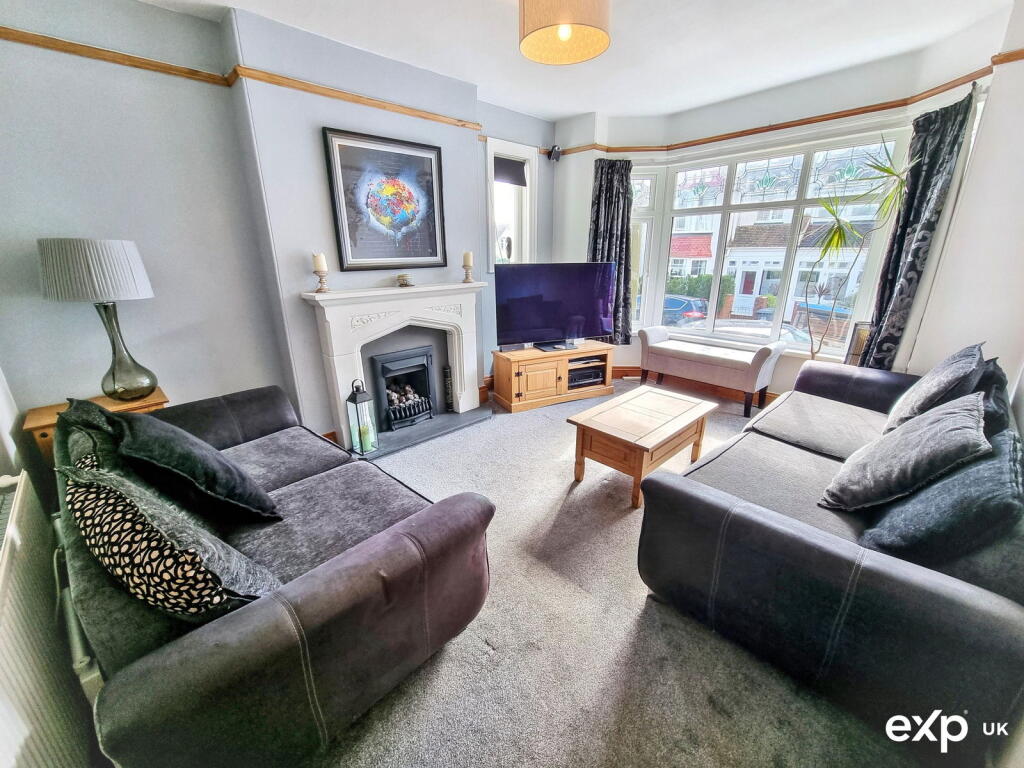 Langs Road, Paignton, TQ3 2HH photo 4