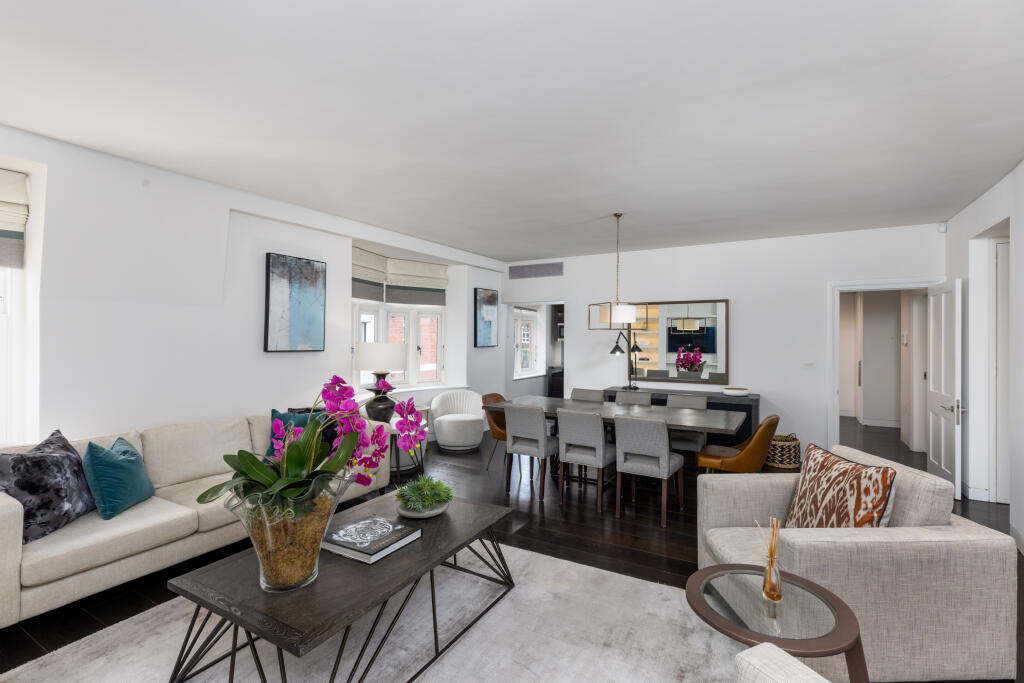 Apartment in London, East Marylebone, Mayfair - View 2