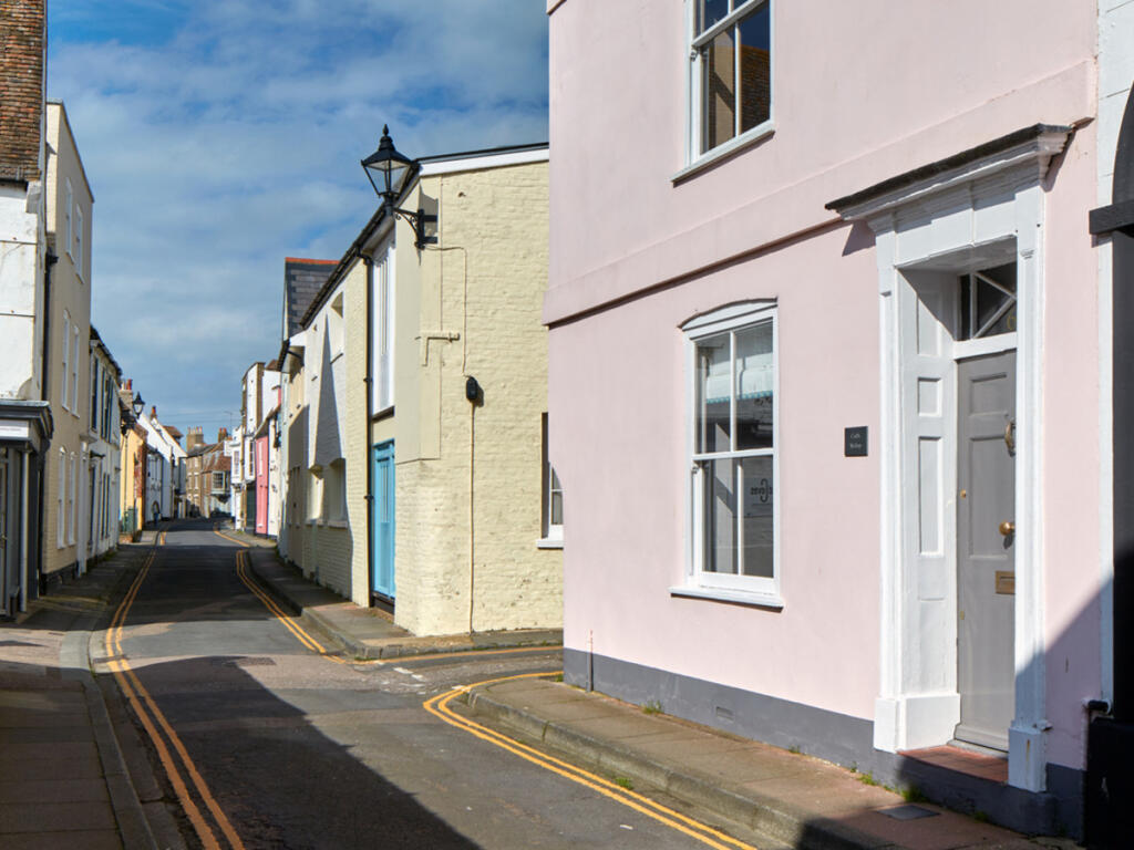House in Dover, Deal - View 2