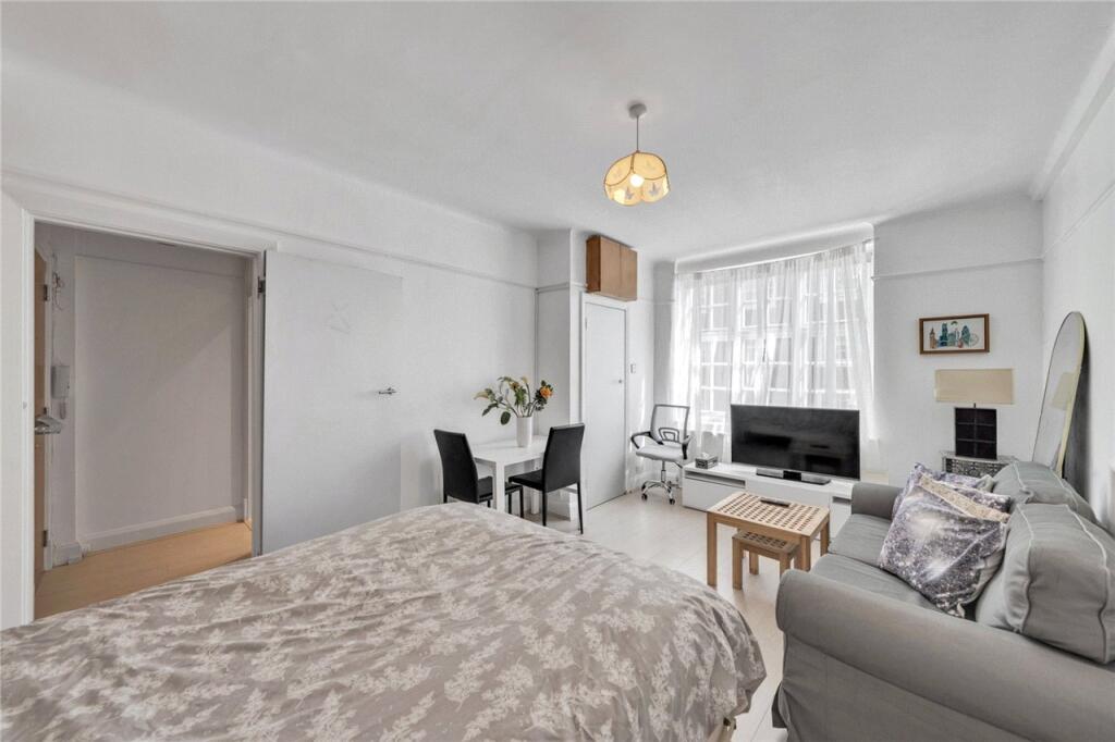 Apartment in London, St. John's Wood - View 3
